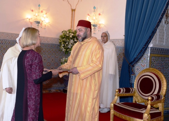 ملك المغرب يتلقى أوراق اعتماد 17 سفيرا اجنبيا جديدا