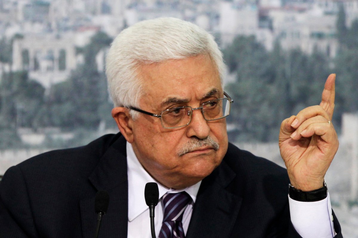 عباس يحذر ترامب من نقل السفارة الاميركية الى القدس
