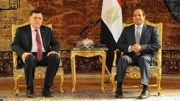 السيسي يؤكد للسراج دعم مصر للوفاق والحوار في ليبيا