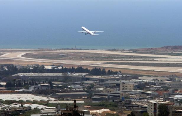 تحليق الطيور قرب مطار بيروت يهدد سلامة الطيران