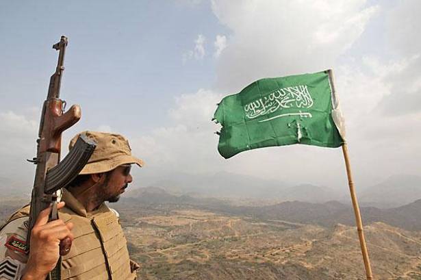 مقتل جندي سعودي في تبادل للنار عند الحدود مع اليمن