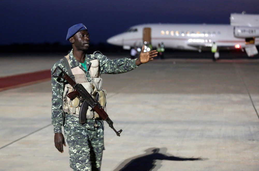 توقف العملية العسكرية في غامبيا وضمان حقوق جامع
