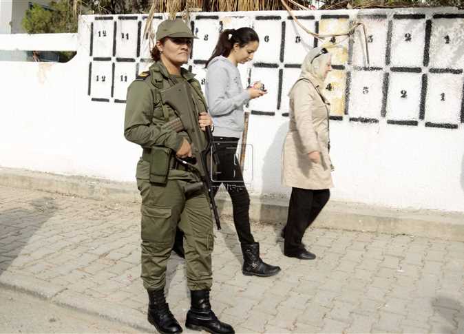 برلمان تونس يمنح الجيش والامن حق الاقتراع في الانتخابات البلدية