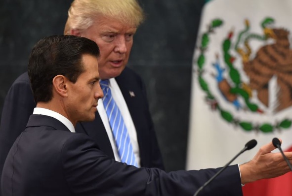 الرئيس المكسيكي يستنكر خطة ترامب لبناء جدار