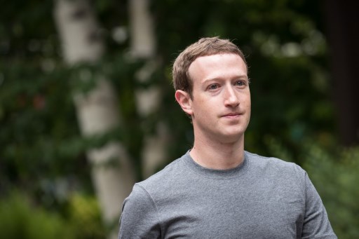فايسبوك يزيد موظفيه لمنع التلاعب بالانتخابات الاميركية