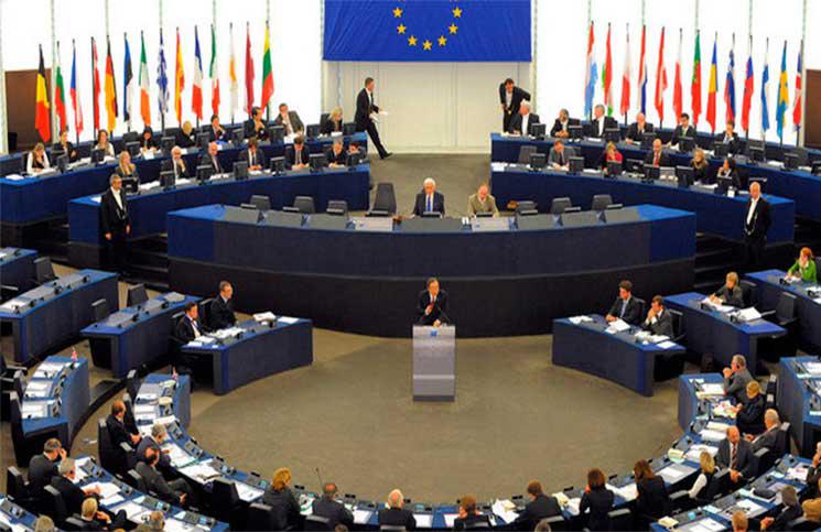 البرلمان الأوروبي يأسف لعدم إحراز تقدم كاف في مفاوضات بريكست