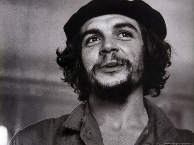 كوبا تكرم غيفارا بعد نصف قرن على وفاته