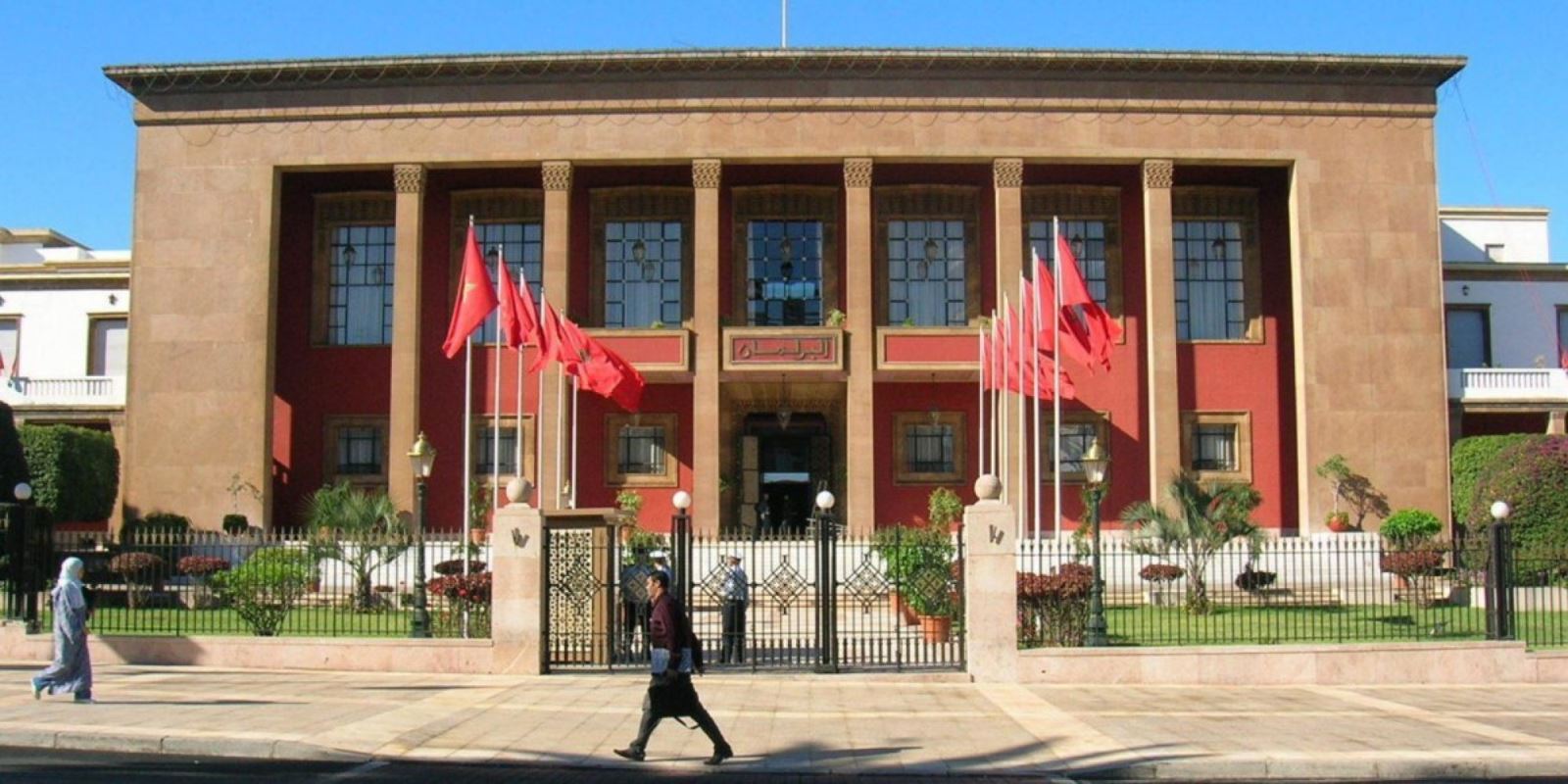 الحكومة المغربية تعتبر نفسها غير معنية بأزمة معاشات البرلمانيين