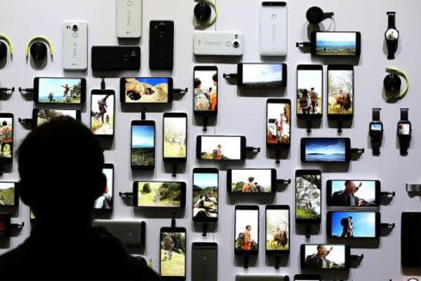 دراسة: الهواتف الذكية ستختفي بعد عام 2030