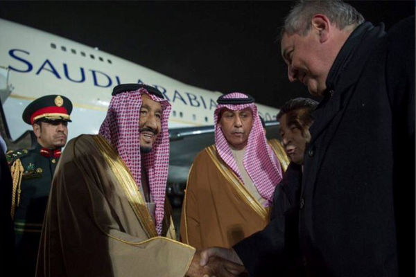 العاهل السعودي: زيارة روسيا ستسهم في خدمة السلم الدولي