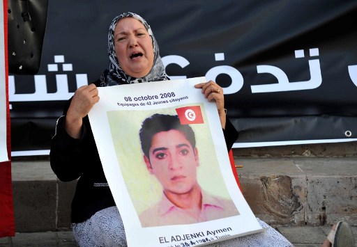 تونس: حصيلة اصطدام مركب مهاجرين بزورق عسكري ترتفع الى 34 قتيلا