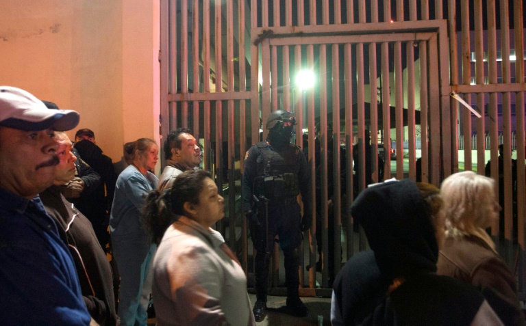 مقتل 13 سجينا على الأقل في تمرد داخل سجن في المكسيك