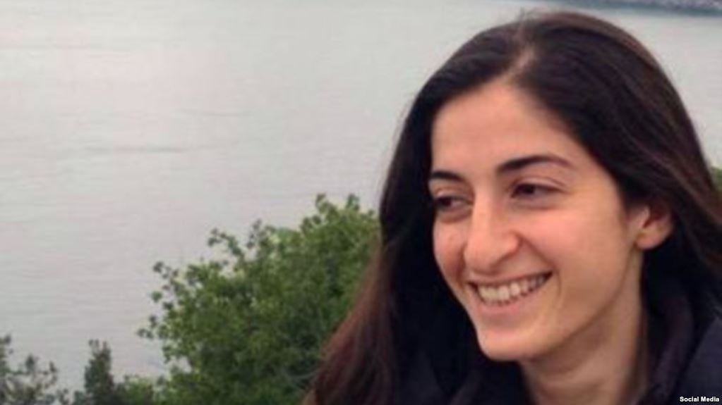 محكمة تركية تأمر بإبقاء صحافية ألمانية متهمة بـ