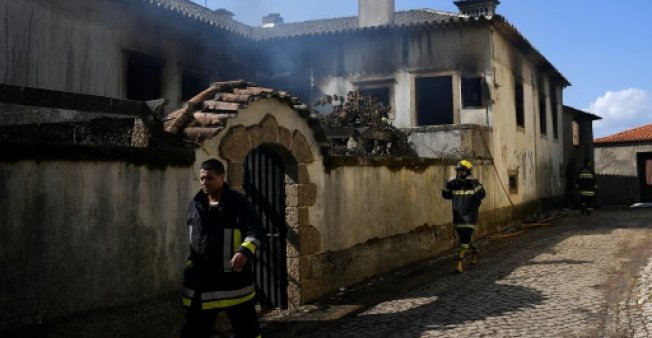 ارتفاع حصيلة الحرائق في البرتغال وإسبانيا إلى 45 قتيلًا