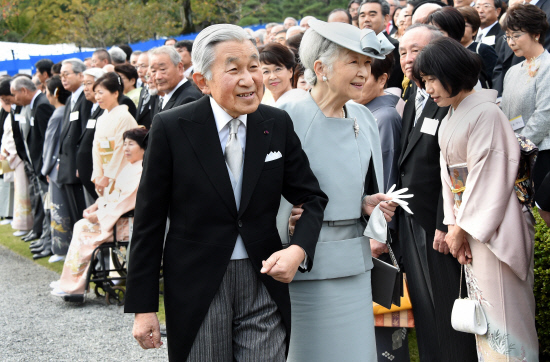 إمبراطور اليابان سيتنازل عن العرش في 31 مارس 2019