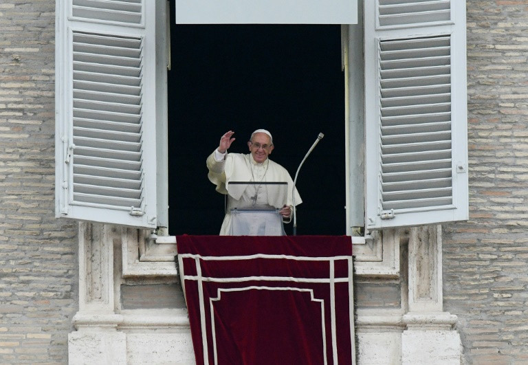 البابا يدافع عن «الوضع القائم» للقدس