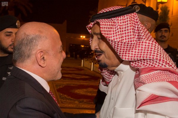 الملك سلمان يستقبل العبادي في الرياض