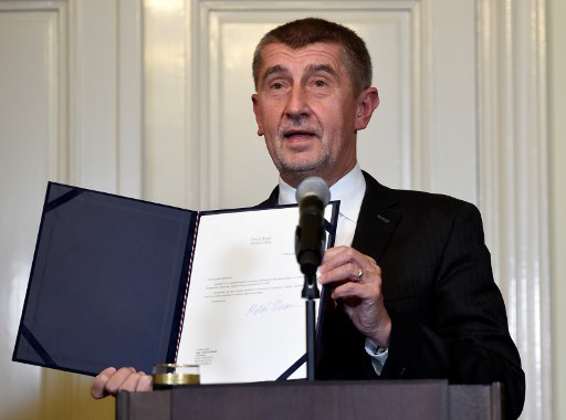 الرئيس التشيكي يكلف الملياردير بابيش تأليف الحكومة