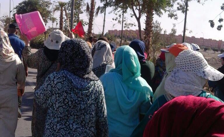 نساء يتظاهرن للمطالبة بالخدمات الإجتماعية بضواحي مراكش