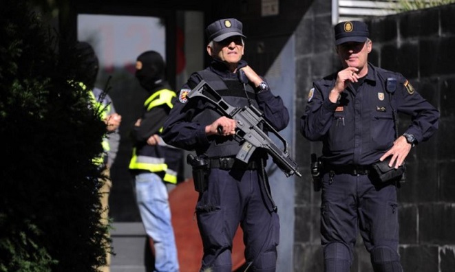 الحرس المدني الاسباني يفتش مقرات الشرطة الكاتالونية