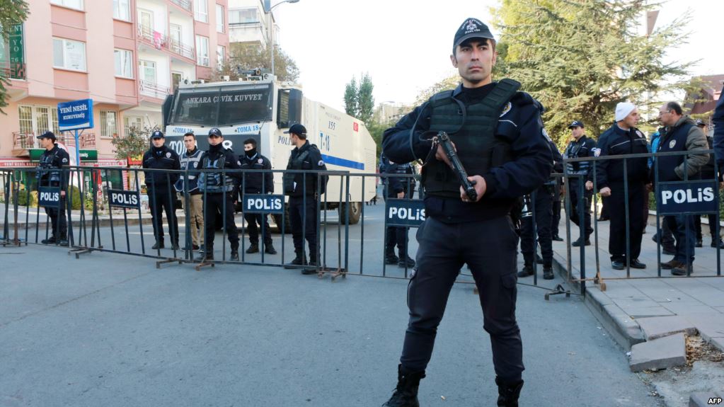 إطلاق سراح مشروط لثمانية ناشطين حقوقيين في تركيا