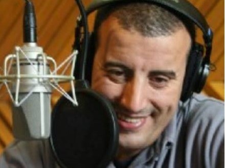 سكتة قلبية مفاجأة تغيب الإذاعي المغربي نور الدين كرم