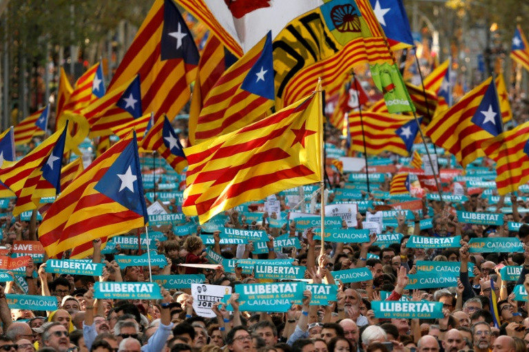 المحكمة الدستورية الاسبانية تبطل إعلان استقلال كاتالونيا
