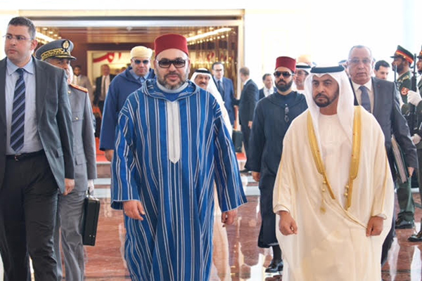 ملك المغرب يحل بأبو ظبي في زيارة عمل وصداقة