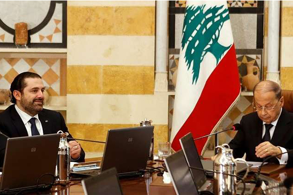 مصادر: الرئيس اللبناني لم يقبل استقالة الحريري بعد