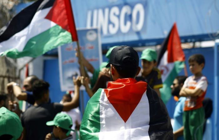 الاف الفلسطينيين يتظاهرون في الذكرى المئوية لوعد بلفور