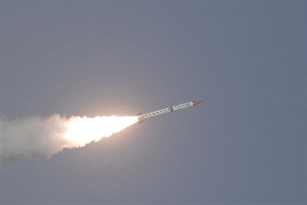 السعودية تعترض صاروخاً باليستياً قرب مطار الرياض