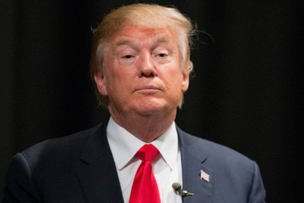 طرد صاحبة صورة «موكب ترمب» من وظيفتها