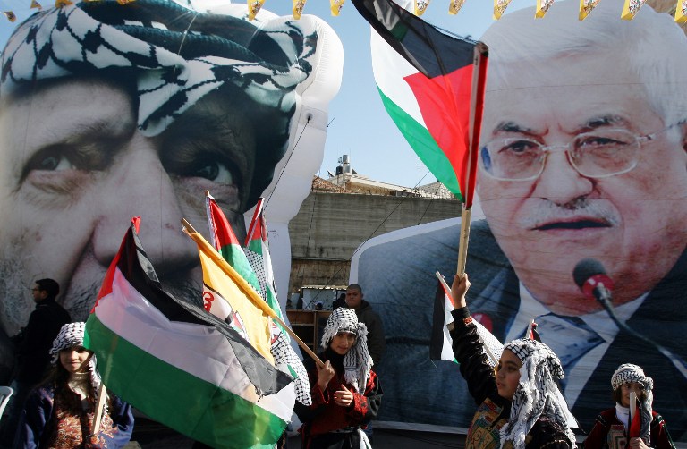 الفلسطينيون يحيون الذكرى 13 لرحيل زعيمهم التاريخي ياسر عرفات
