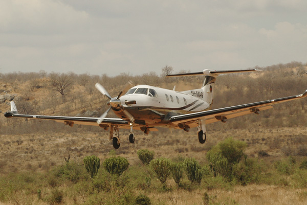 مقتل 11 شخصا كانوا على متن طائرة تحطمت في تنزانيا