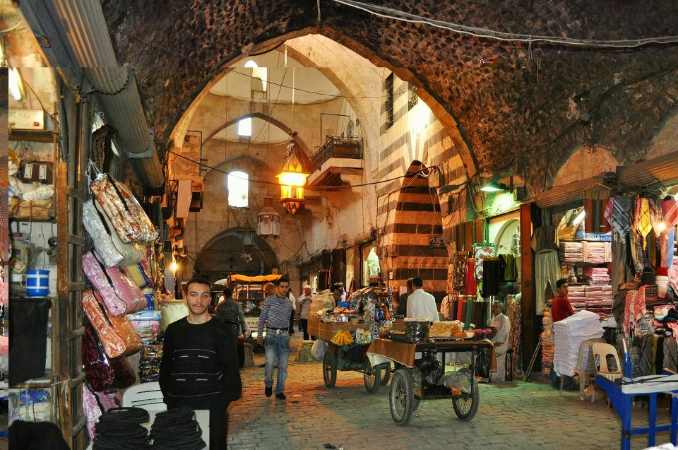 اعادة احياء سوق مدينة حلب التي دمرتها الحرب