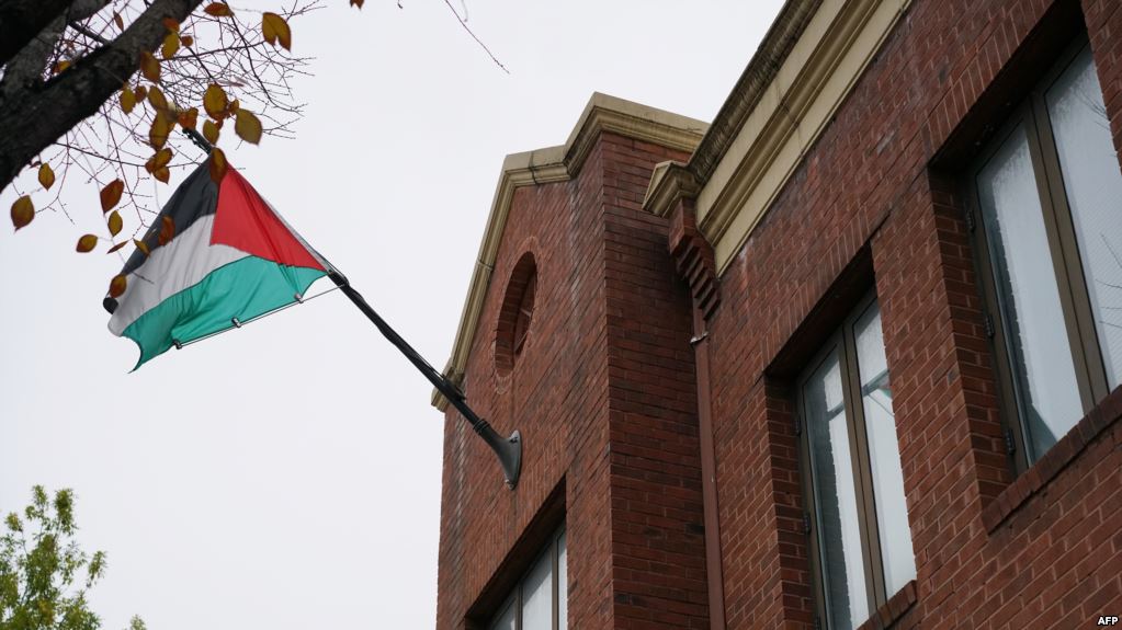 واشنطن مستمرة بالحوار مع الفلسطينيين رغم الجدل حول إغلاق مكتبهم