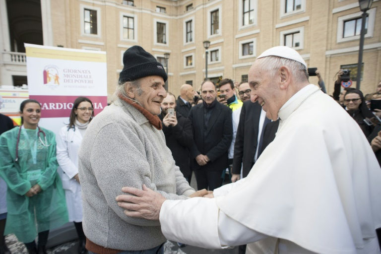 البابا يدعو 4 آلاف مهمش إلى مشاركته في اليوم العالمي الاول للفقراء
