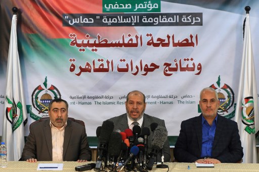 تسليم قطاع غزة للسلطة الفلسطينية الجمعة وسط شكوك بتحسن الوضع