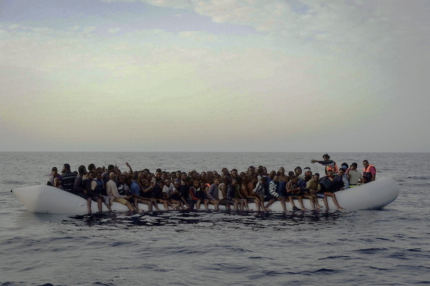 مصرع أكثر من 30 مهاجرا وانقاذ 200 قبالة ليبيا