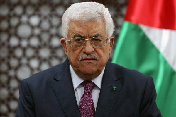الرئيس الفلسطيني لن يحول الرواتب من اموال السلطة لموظفي حماس