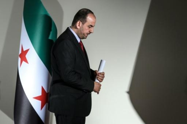 وفد المعارضة السورية إلى جنيف يتمسك بتنحي الأسد