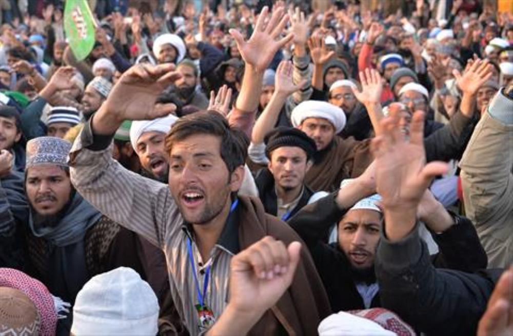 عودة الحياة في باكستان إلى طبيعتها بعد إعلان الإسلاميين إنهاء اعتصامهم