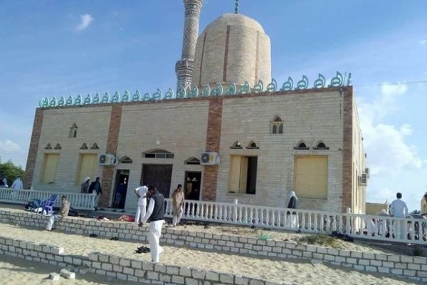 لماذا لم يعلن داعش تبنيه الاعتداء على مسجد سيناء؟
