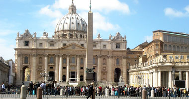 إقالة المدير المساعد لبنك الفاتيكان