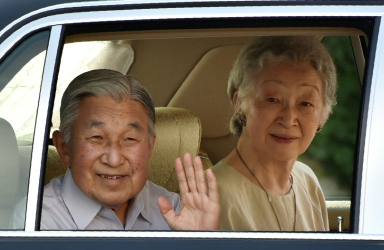 امبراطور اليابان سيتنازل عن العرش في 30 أبريل 2019