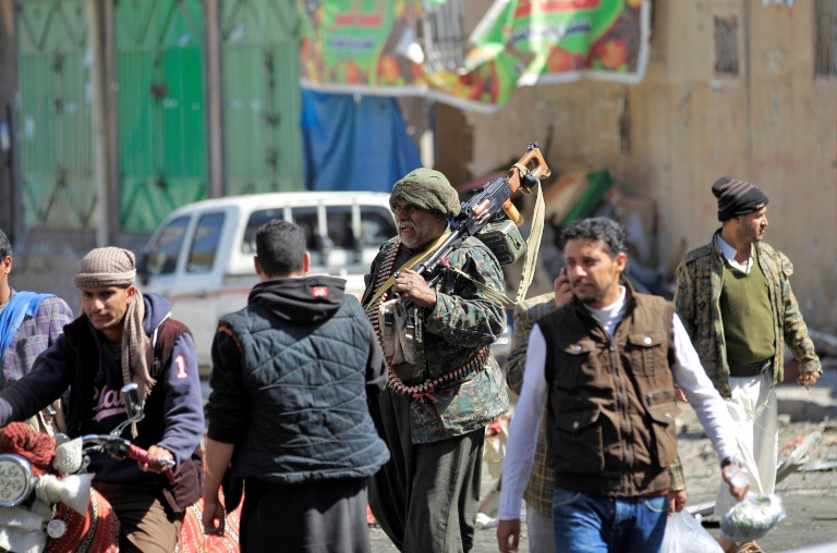 القوات الحكومية اليمنية تطرد الحوثيين من مدينة الخوخة