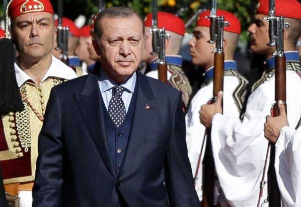 أثينا لأردوغان: نريد جسورا لا أسوارا