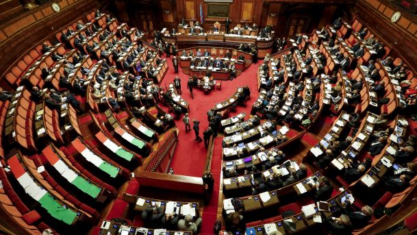موعد حل البرلمان في ايطاليا يقترب ومعه الانتخابات