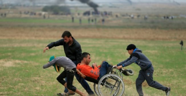 وفاة فلسطيني متاثرًا بجروح أصيب بها في مواجهات قبل أسبوع