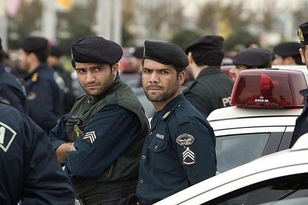 الشرطة الايرانية تريد تخفيف التشدد ازاء مخالفة الاحكام الشرعية
